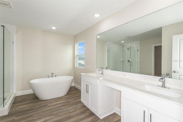 33457 TWILIGHT SEA PLACE, Dade City, FL 33525