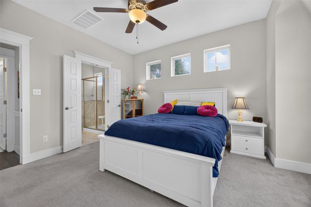 710 Arrow Point DR 18, Cedar Park, TX 78613