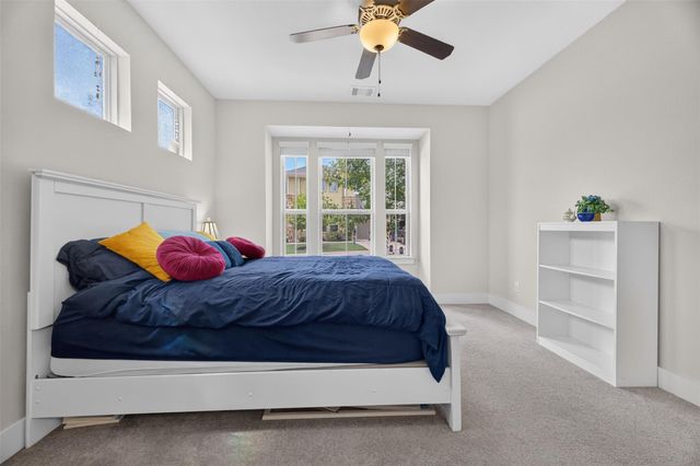 710 Arrow Point DR 18, Cedar Park, TX 78613