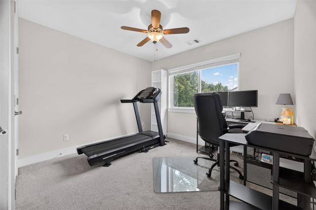 710 Arrow Point DR 18, Cedar Park, TX 78613