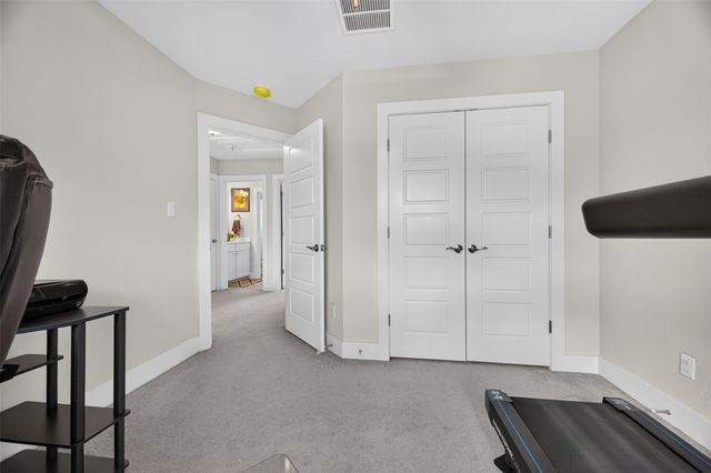 710 Arrow Point DR 18, Cedar Park, TX 78613