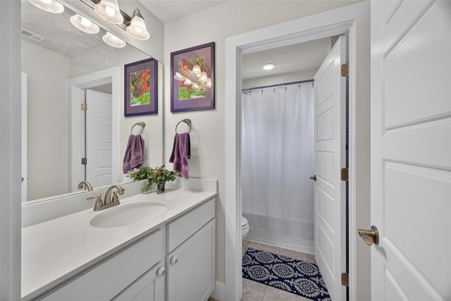 710 Arrow Point DR 18, Cedar Park, TX 78613