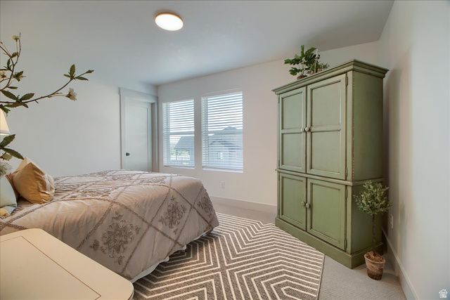 1390 E ORCHARD RIDGE LN, Kaysville, UT 84037