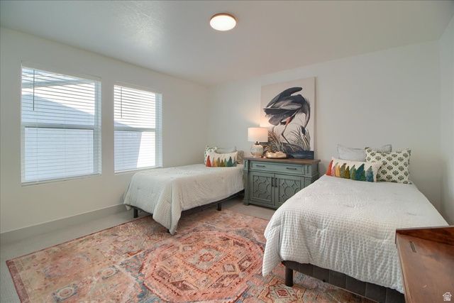 1390 E ORCHARD RIDGE LN, Kaysville, UT 84037