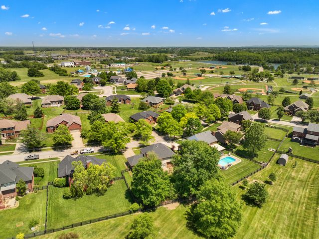 1112 Valley Run Drive, Richmond, KY 40475