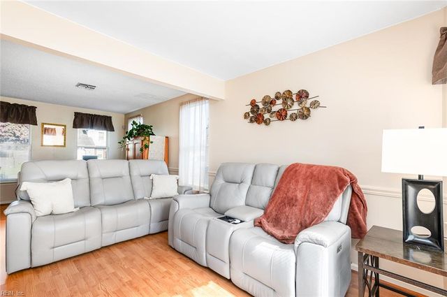 4112 Peridot Drive DR, Virginia Beach, VA 23456