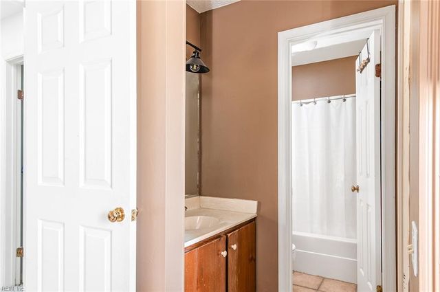 4112 Peridot Drive DR, Virginia Beach, VA 23456