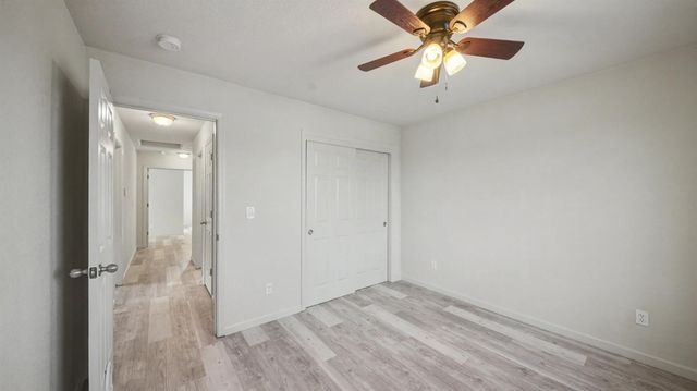 5560 Landon Ln, Riverbank, CA 95367