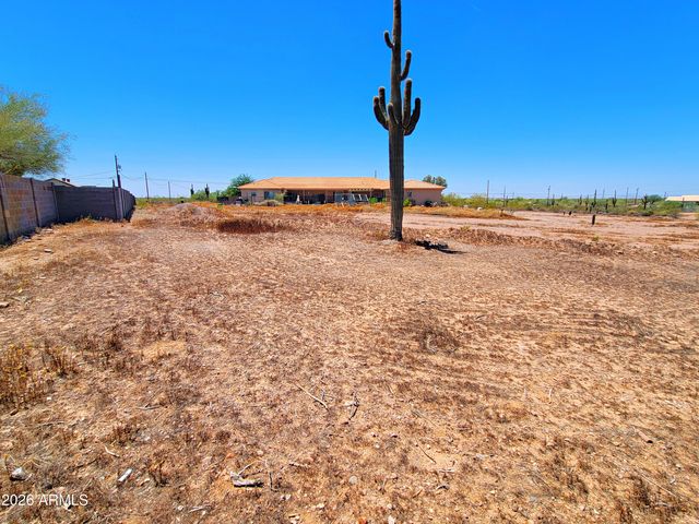 5076 E 18TH Avenue, Apache Junction, AZ 85119