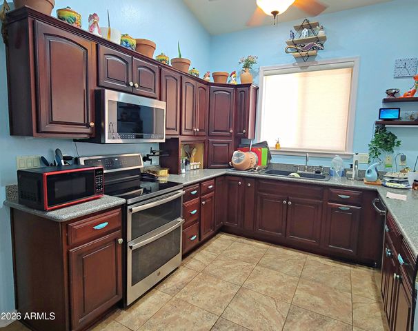 5076 E 18TH Avenue, Apache Junction, AZ 85119