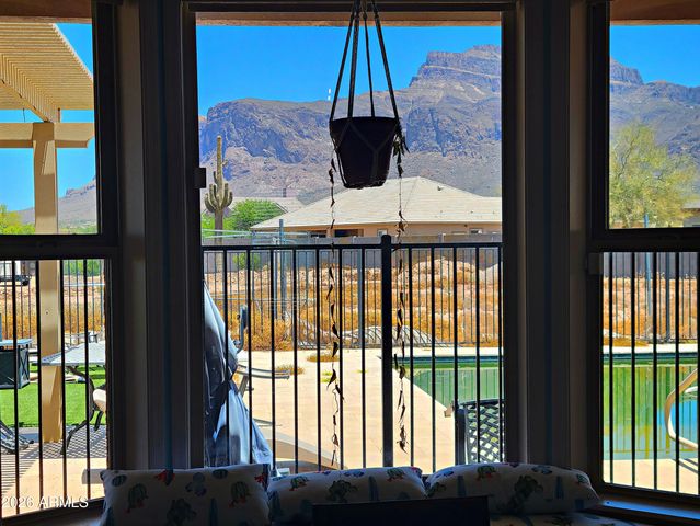 5076 E 18TH Avenue, Apache Junction, AZ 85119