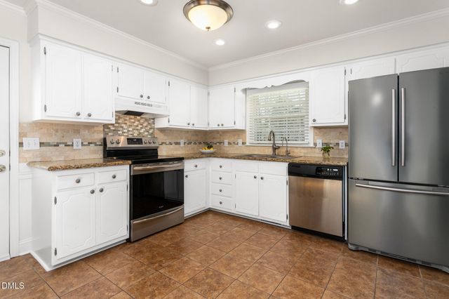 105 Oakview Drive, Elon, NC 27244