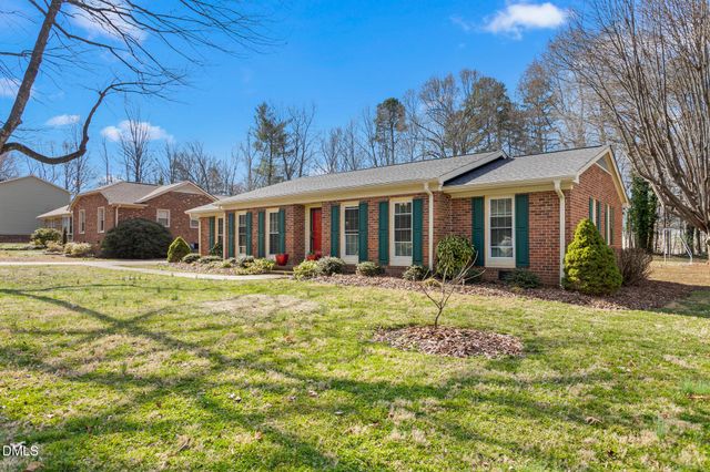 105 Oakview Drive, Elon, NC 27244