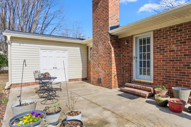 105 Oakview Drive, Elon, NC 27244