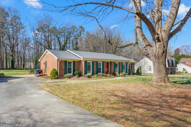 105 Oakview Drive, Elon, NC 27244