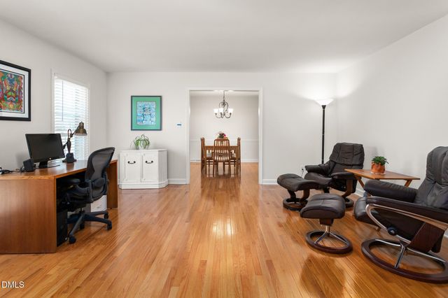 105 Oakview Drive, Elon, NC 27244