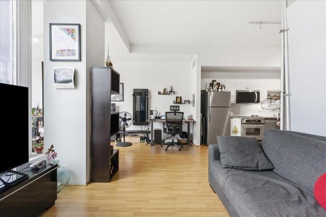 350 W Ash St 711, San Diego, CA 92101