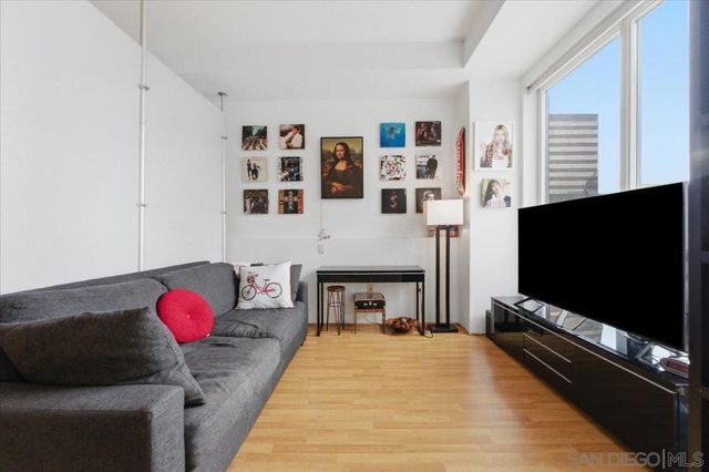 350 W Ash St 711, San Diego, CA 92101