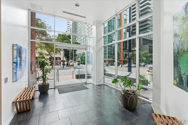 350 W Ash St 711, San Diego, CA 92101