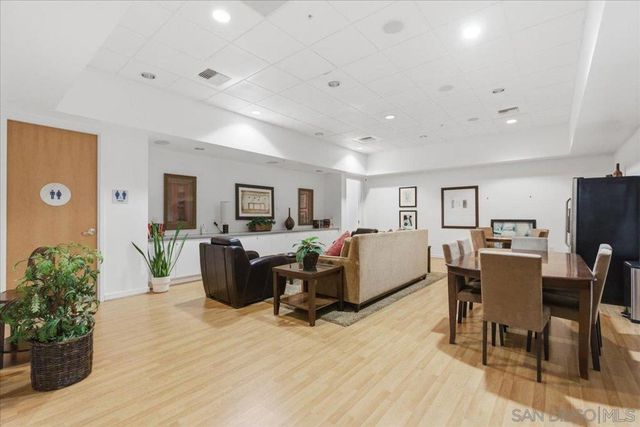 350 W Ash St 711, San Diego, CA 92101