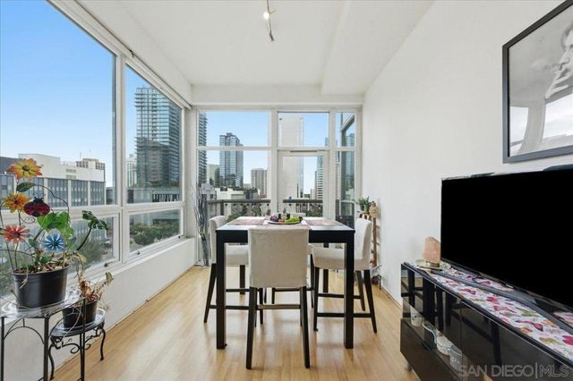 350 W Ash St 711, San Diego, CA 92101