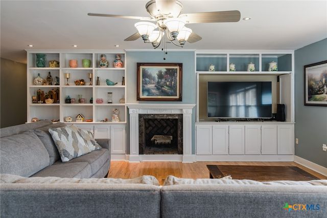 201 N Victoria Street, Victoria, TX 77901