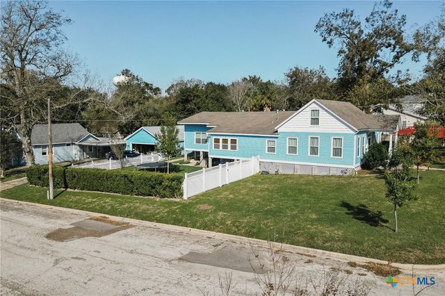 201 N Victoria Street, Victoria, TX 77901