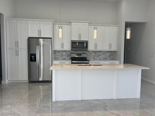 201 NW 3rd LN, Cape Coral, FL 33993