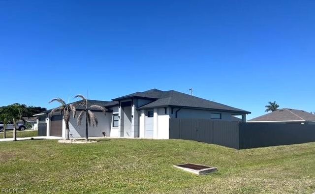 201 NW 3rd LN, Cape Coral, FL 33993