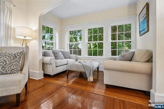 82 Arlington Avenue, Caldwell, NJ 07006