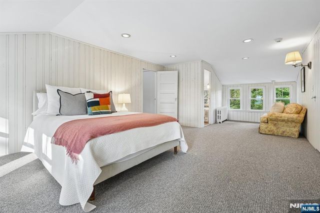 82 Arlington Avenue, Caldwell, NJ 07006