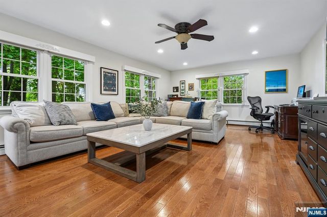 82 Arlington Avenue, Caldwell, NJ 07006
