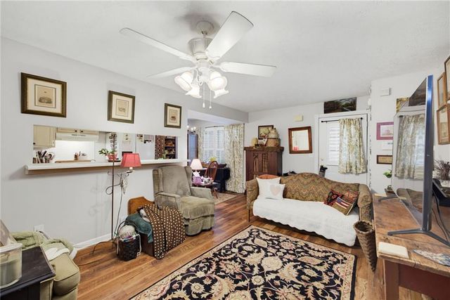 1352 Old Coach Road SW, Marietta, GA 30008