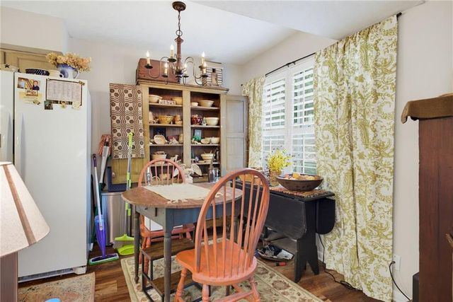 1352 Old Coach Road SW, Marietta, GA 30008
