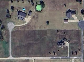 10 Red Bud Lane, Morris, OK 74445