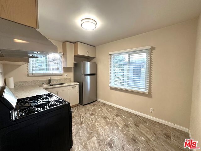 2027 Euclid Street A, Santa Monica, CA 90405