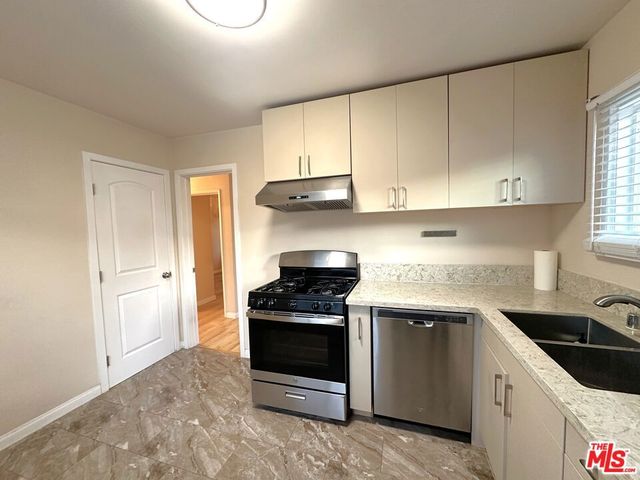 2027 Euclid Street A, Santa Monica, CA 90405