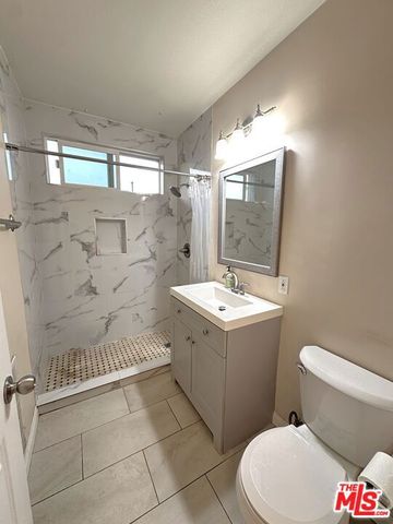 2027 Euclid Street A, Santa Monica, CA 90405