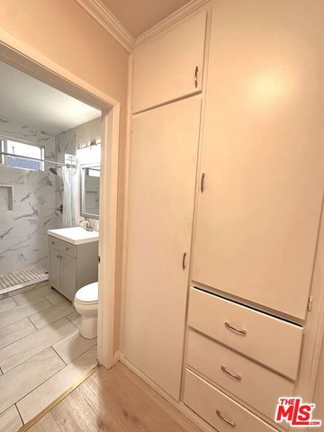 2027 Euclid Street A, Santa Monica, CA 90405