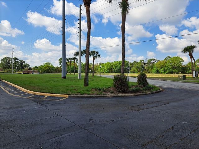 4613 GATE PLACE 104, Orlando, FL 32811