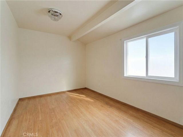 608 W 52nd, Los Angeles, CA 90037