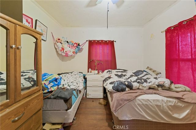 608 W 52nd, Los Angeles, CA 90037