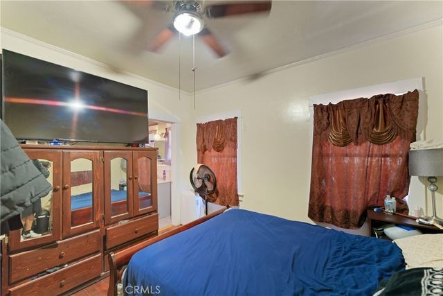 608 W 52nd, Los Angeles, CA 90037