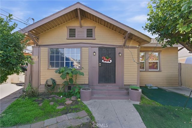 608 W 52nd, Los Angeles, CA 90037