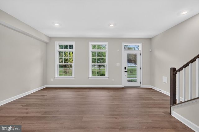 3722 MCLEAN AVE, Fairfax, VA 22030