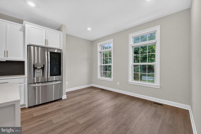 3722 MCLEAN AVE, Fairfax, VA 22030