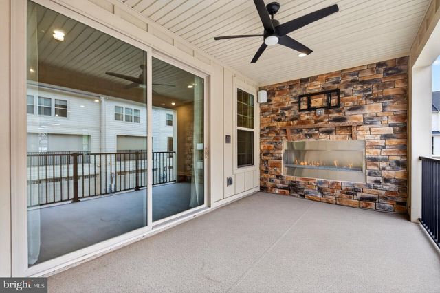 3722 MCLEAN AVE, Fairfax, VA 22030