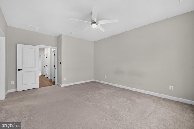 3722 MCLEAN AVE, Fairfax, VA 22030