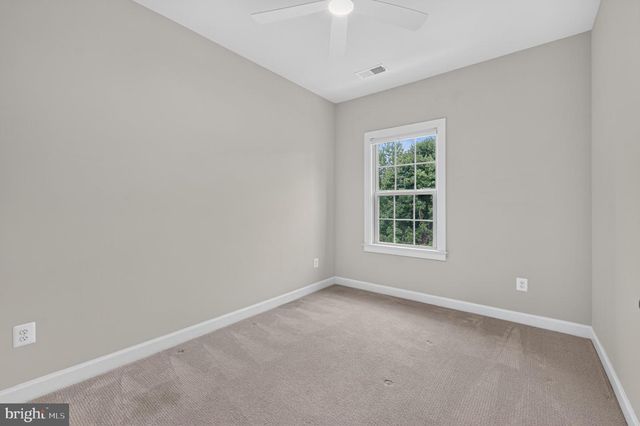 3722 MCLEAN AVE, Fairfax, VA 22030