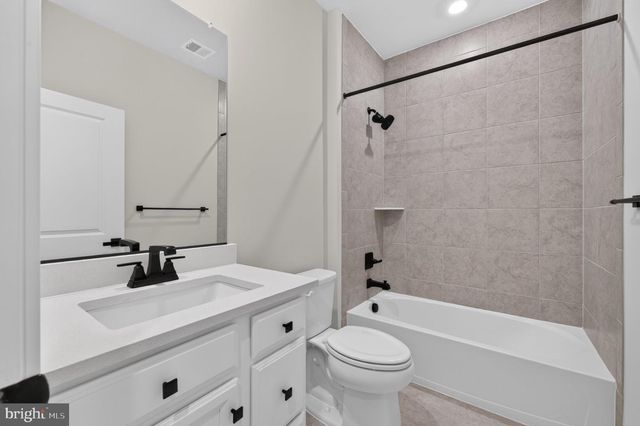 3722 MCLEAN AVE, Fairfax, VA 22030